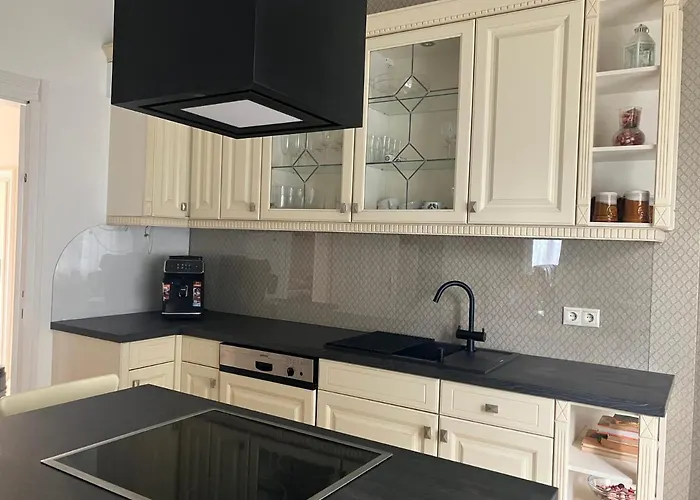 Kazinczy 别墅 巴拉顿阿卡拉提亚